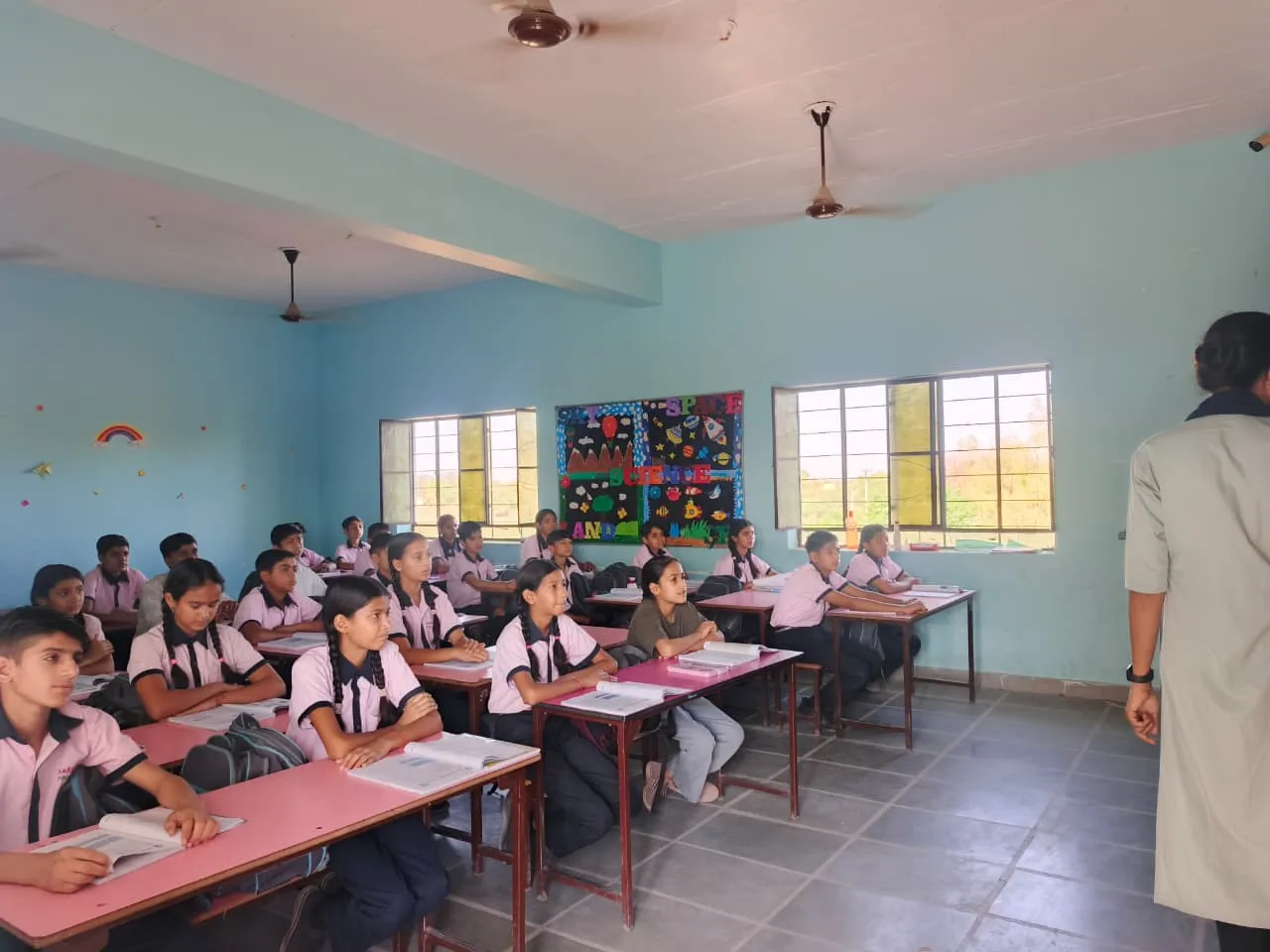 Harikripa School campus